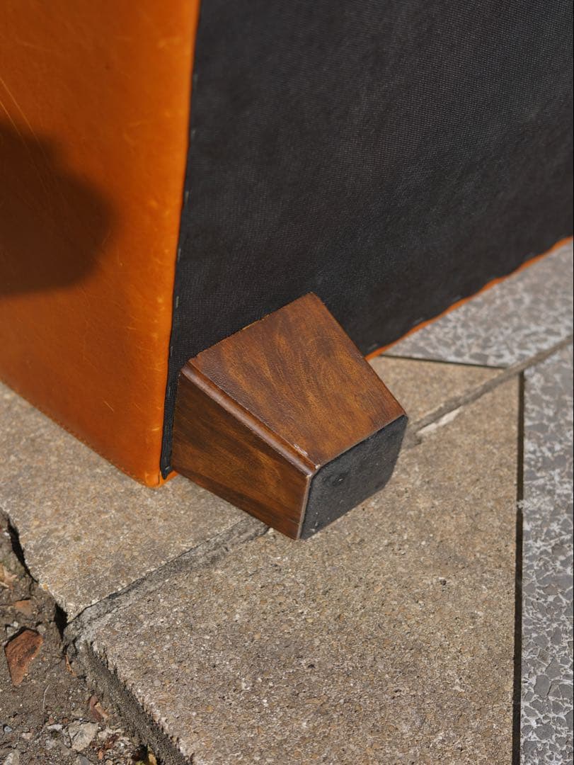 ACME Furniture / アクメファニチャー FRESNO SOFA