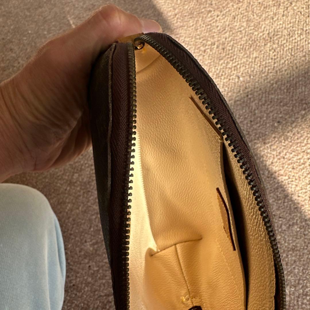 あき☆ 　Louis Vuitton モノグラム ポーチ
