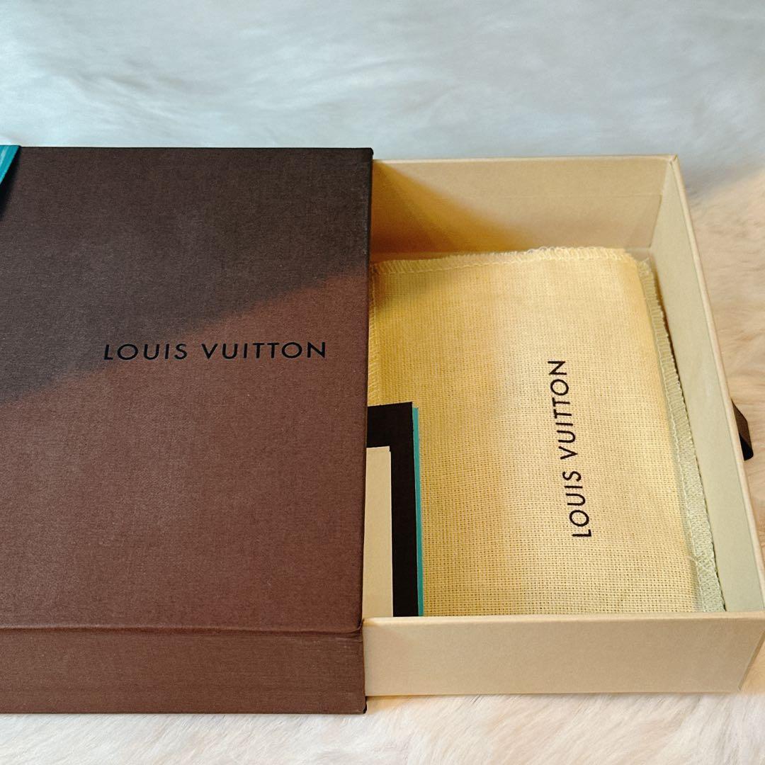 ルイヴィトン パンダ 村上隆 コラボ キーホルダー