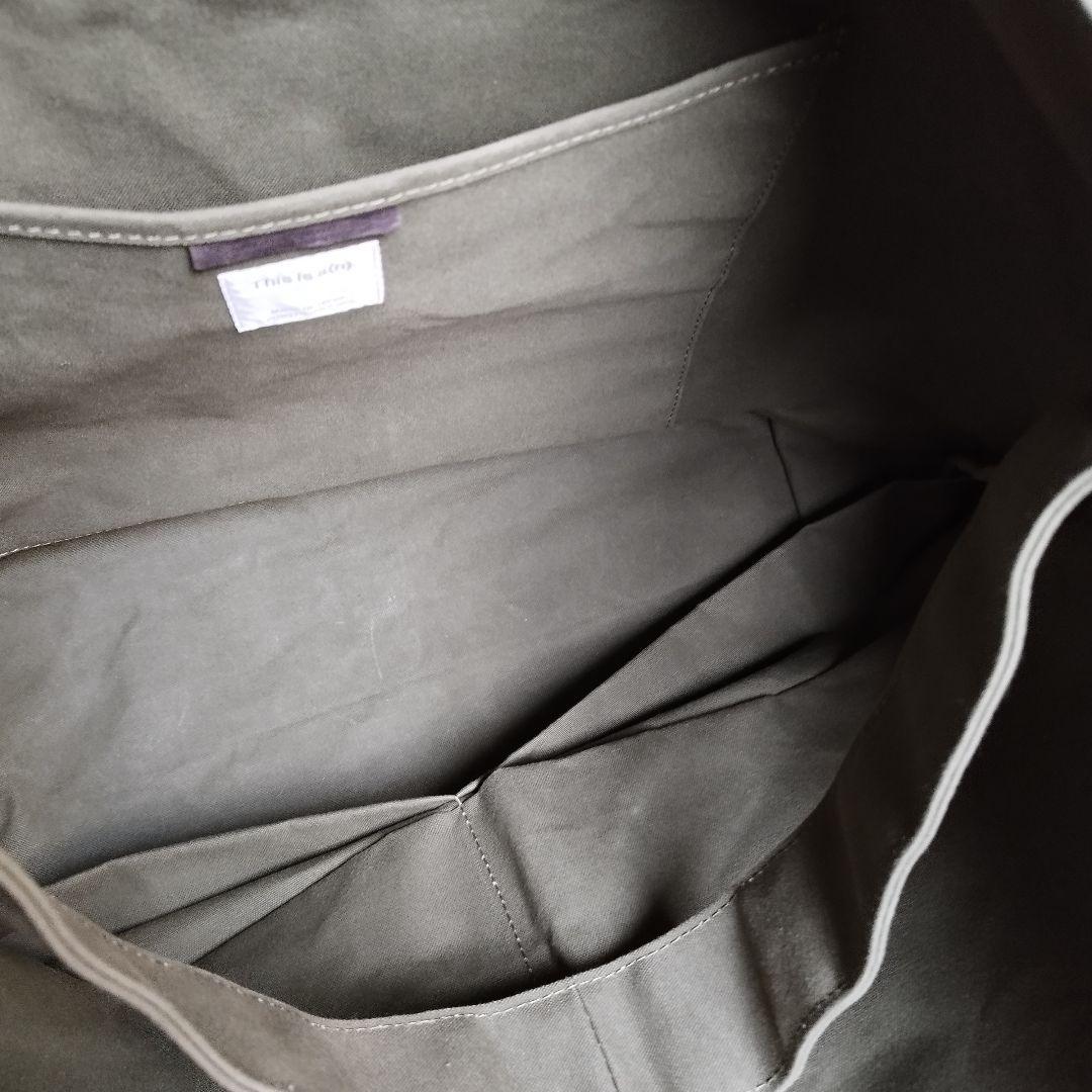 バッグ This is a(n) Base Tote L Olive