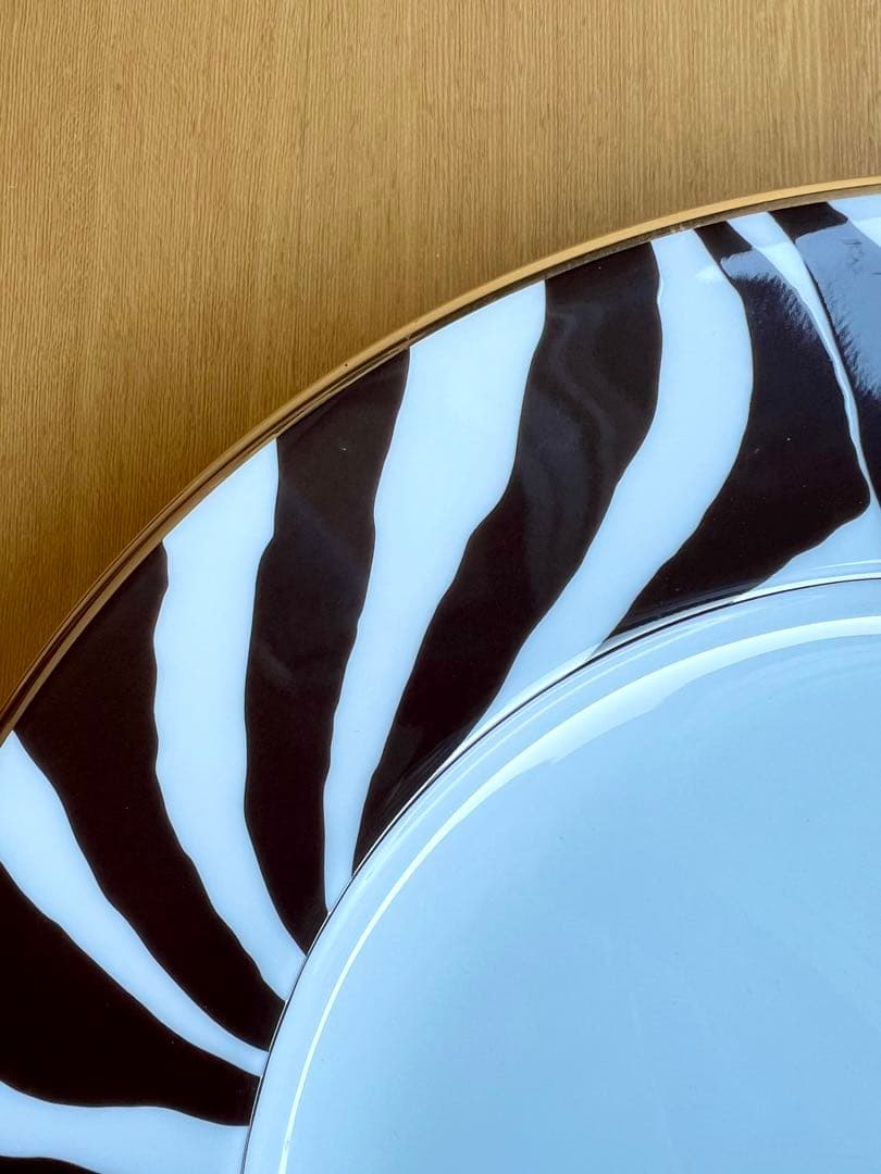 【2枚セット】kate spade ゼブラ柄 ＆ブラウン プレート 24cm