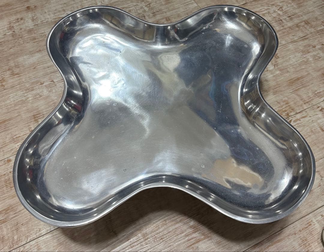 ligne roset （リーン・ロゼ） パスカル・ムールグ サイドテーブル