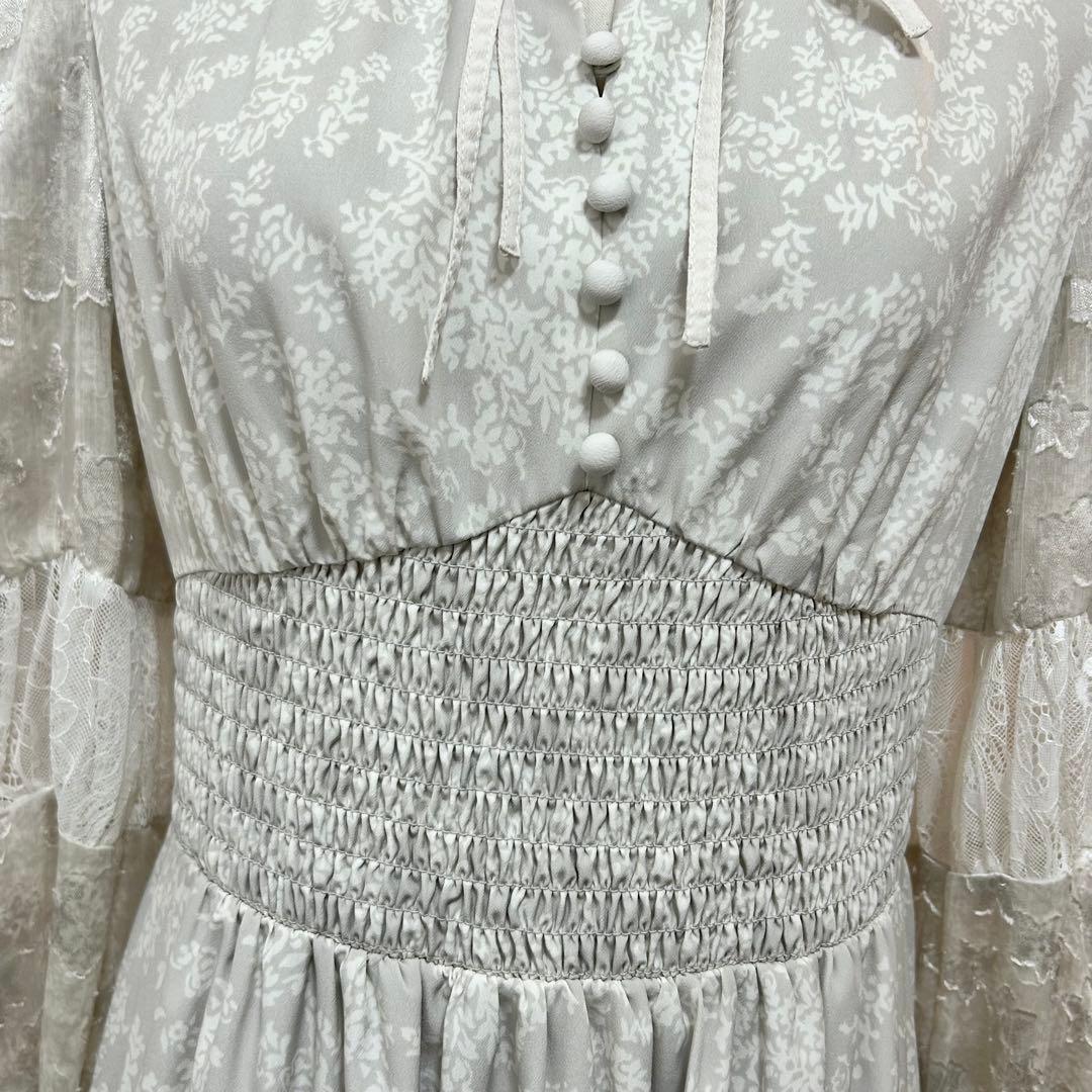 ワンピース Herlipto Winter Floral Long-sleeve Dress