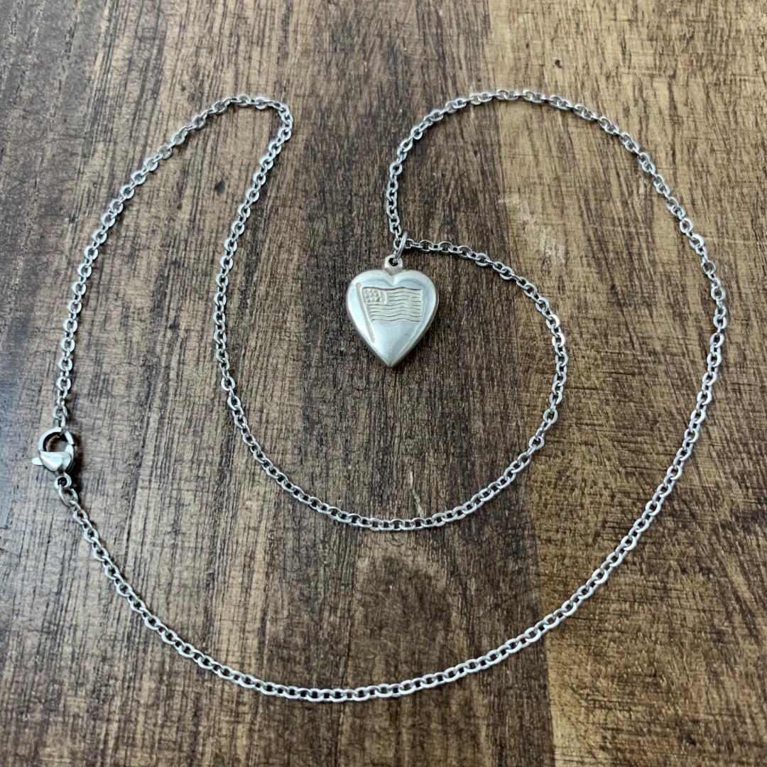 スウィートハートジュエリーUS FLAG 国旗 シルバー ヴィンテージネックレス