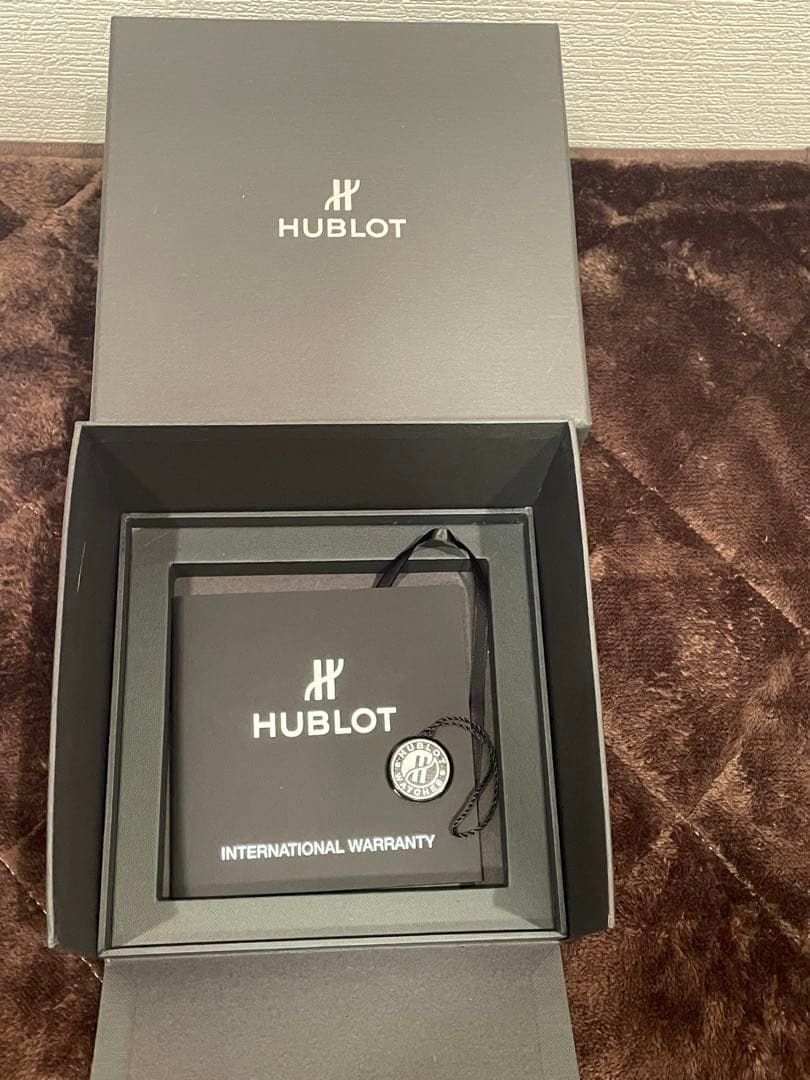 ウブロ クラシックフュージョン 38mm 565.NX.1171.RX 稼働品