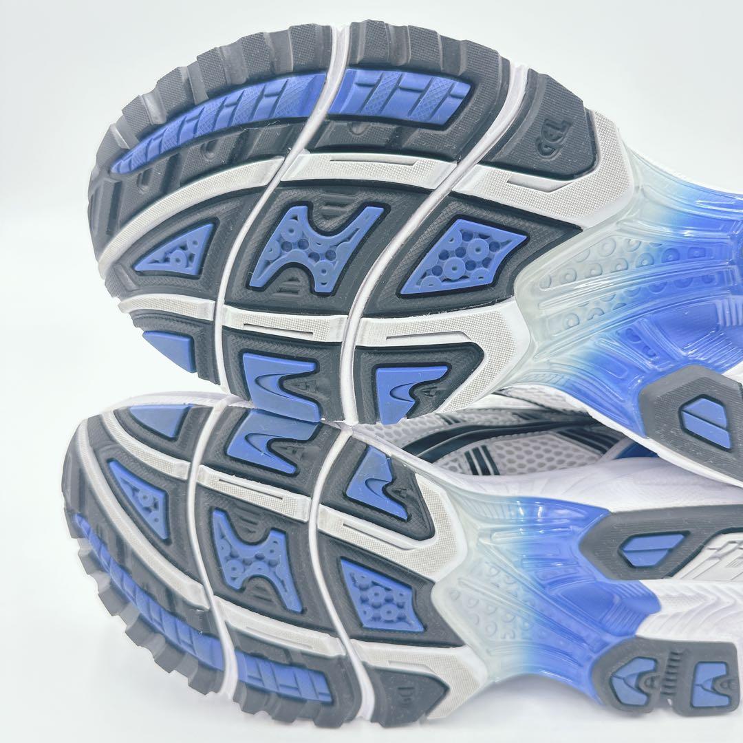 【未使用級】asics GEL-KAYANO 14 スニーカー 26cm