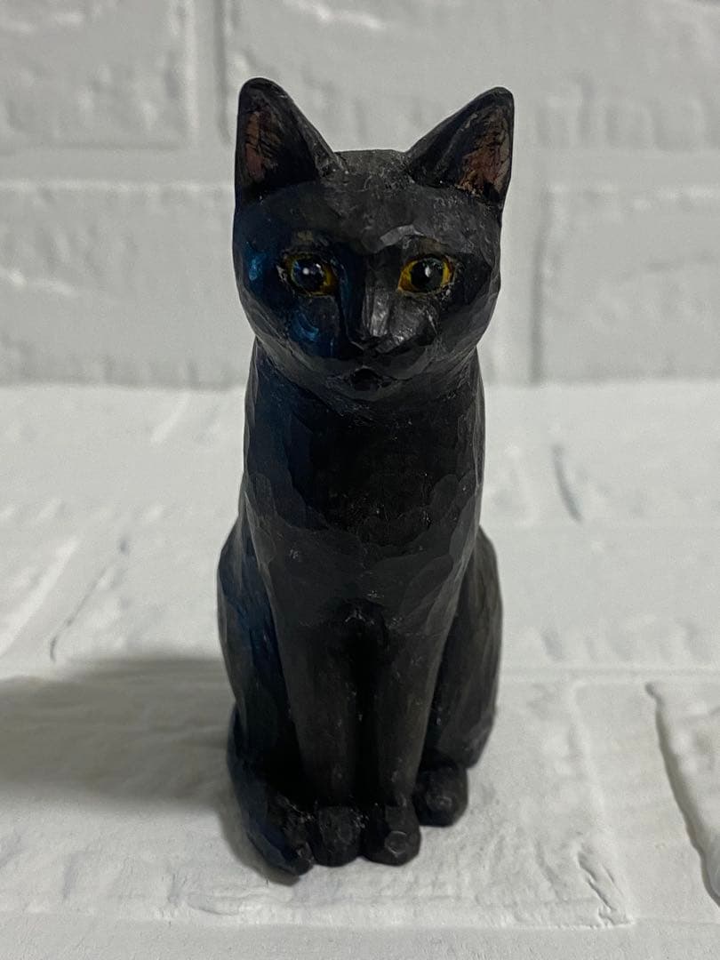 中古品【ぶち猫＆黒猫　猫の置物】2点セット☆おまけ付き☆