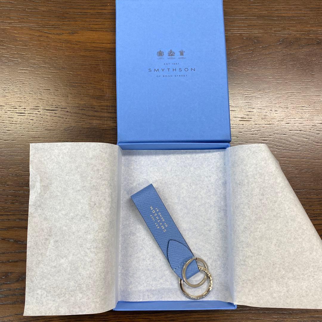 美品 SMYTHSON ナイルブルー キーホルダー スマイソン