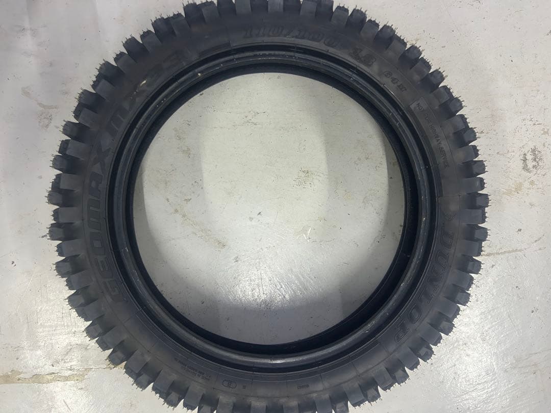 ダンロップ　モトクロスエンデューロタイヤ　MX33 前後セット