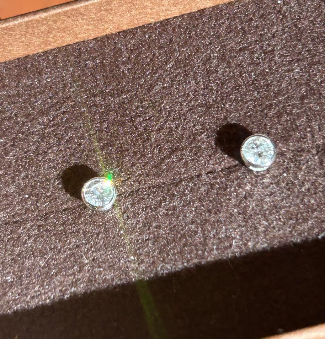 一粒ダイヤ 天然ダイヤ 0.517ct プラチナ フクリンピアス Pt900