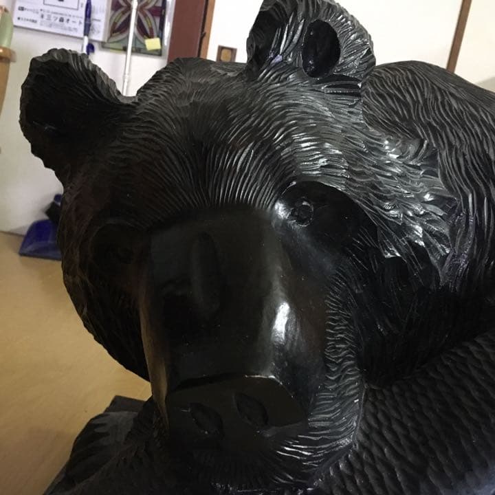 木彫りの熊