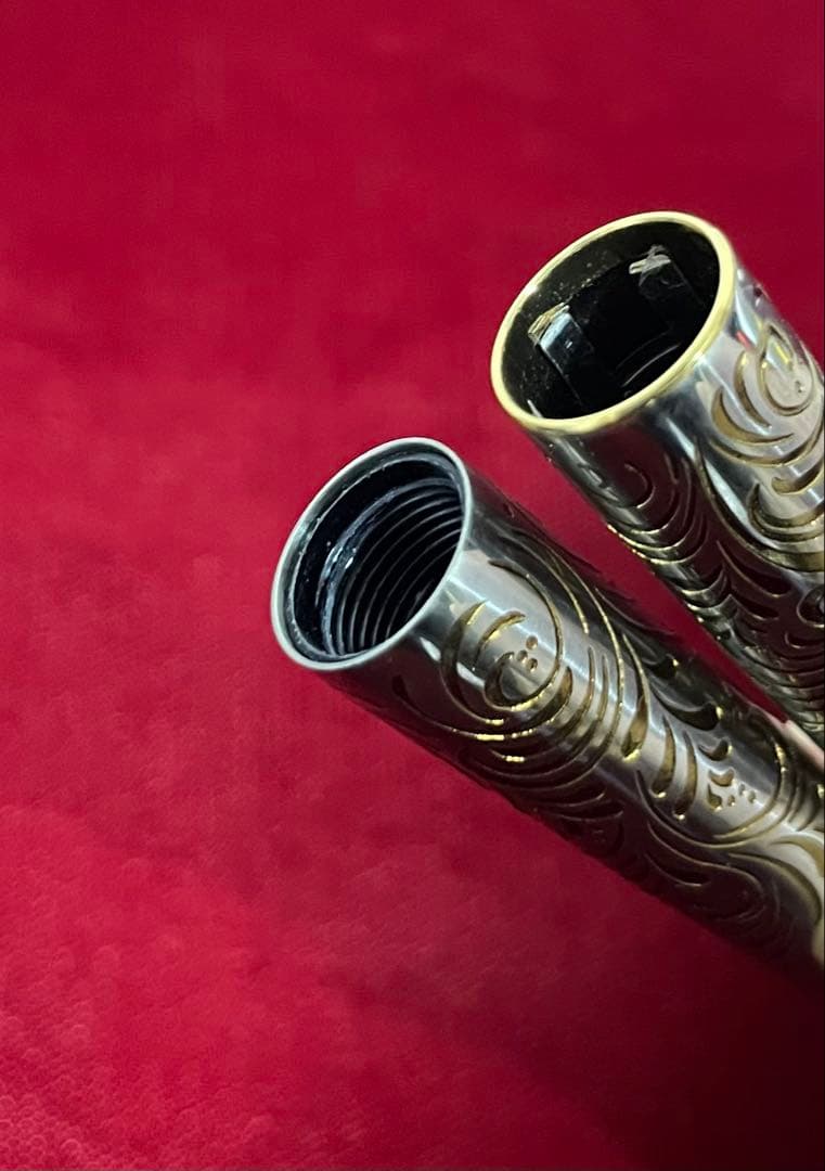 ⚪︎新品未使用　1970年代製　レディ 唐草　アイボリーカバー 18K F 絶版