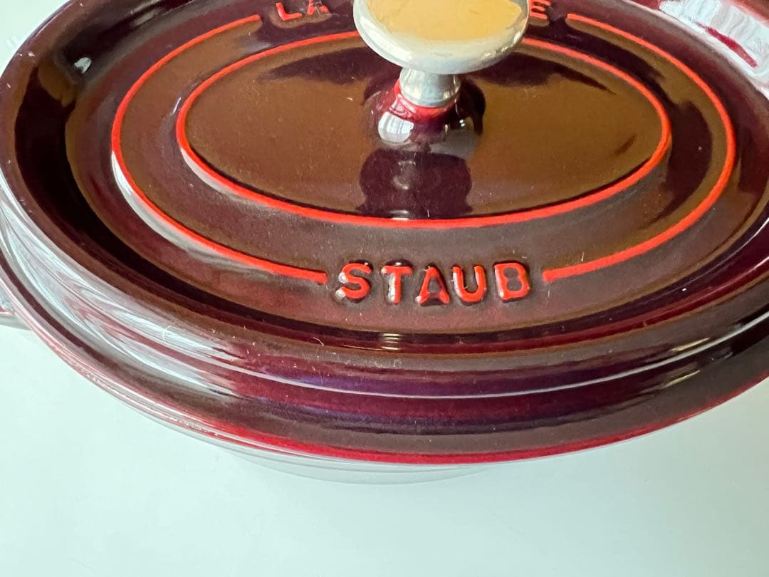 Staub ストウブ 鍋 オバール グレナディンレッド 23cm