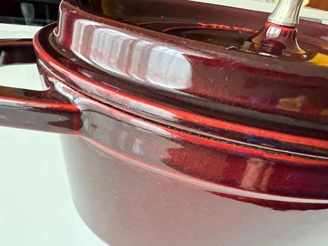 Staub ストウブ 鍋 オバール グレナディンレッド 23cm