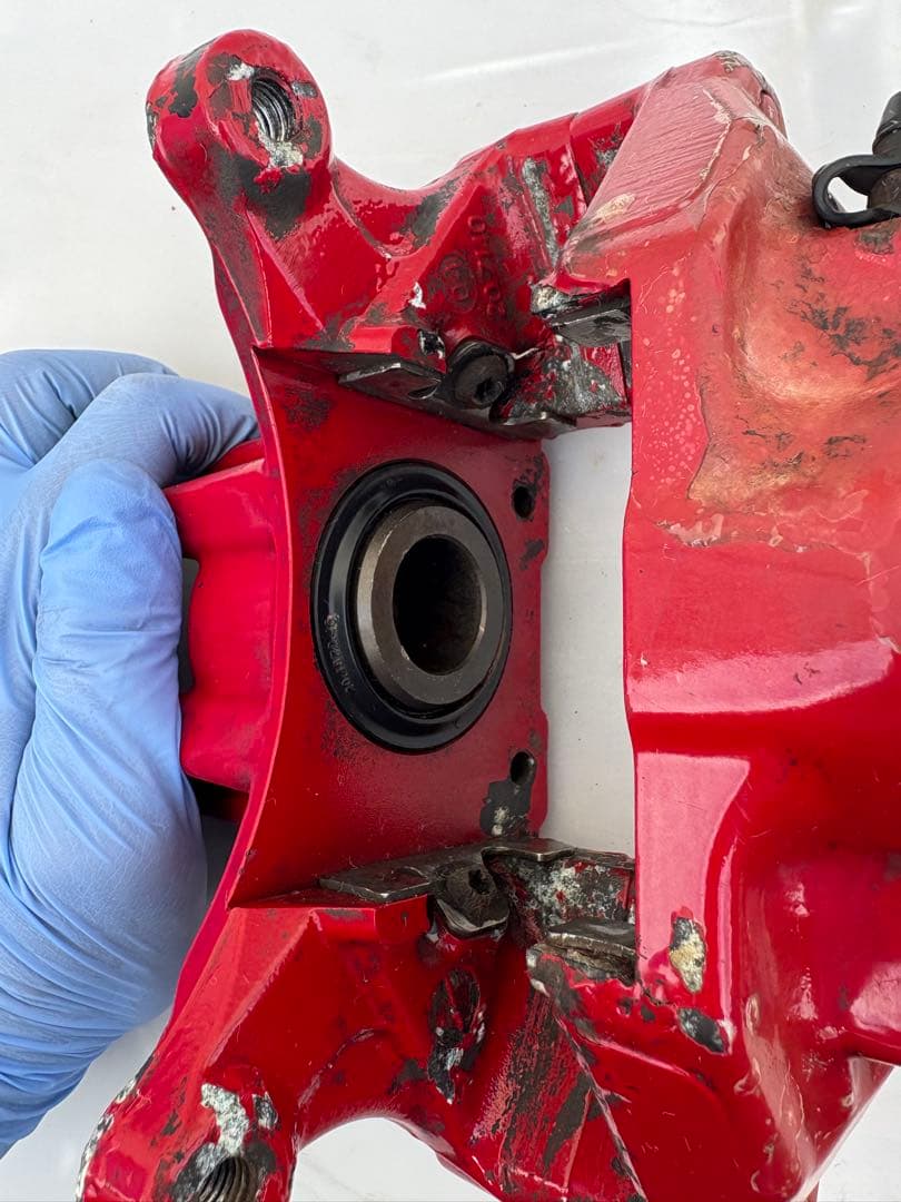 エボ9MR リアブレーキキャリパー