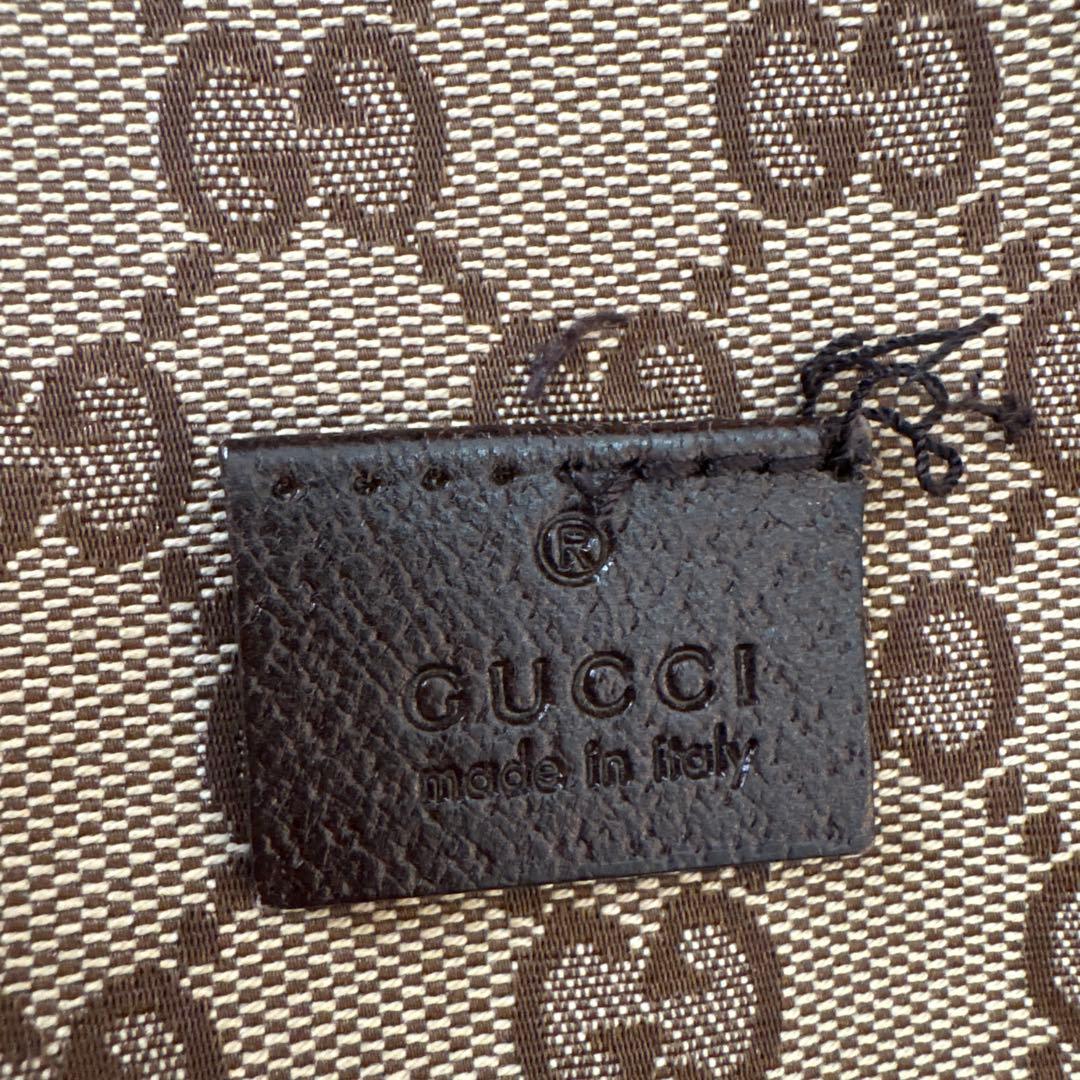 みゆき❗️GUCCI GGキャンバス ボディバッグ