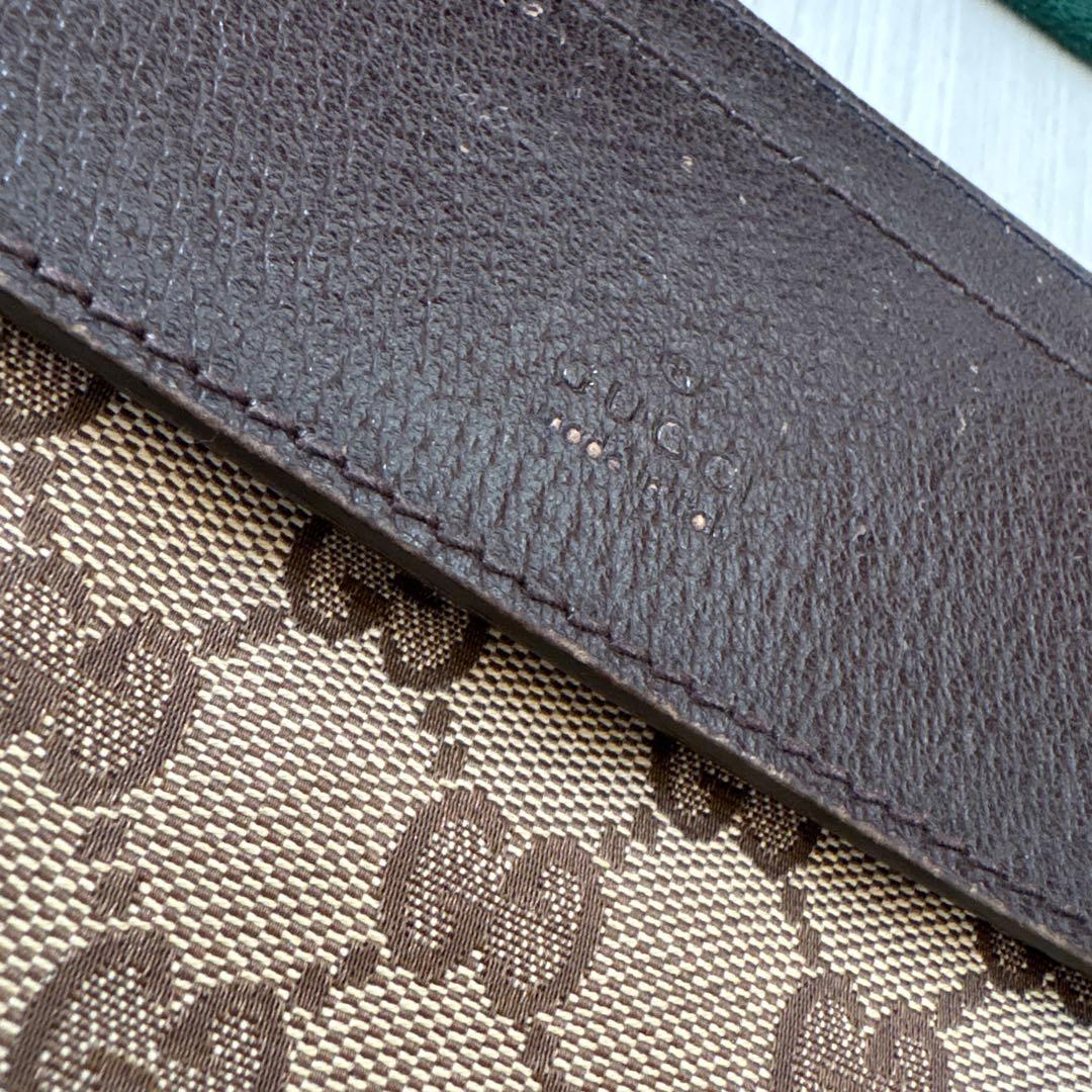 みゆき❗️GUCCI GGキャンバス ボディバッグ