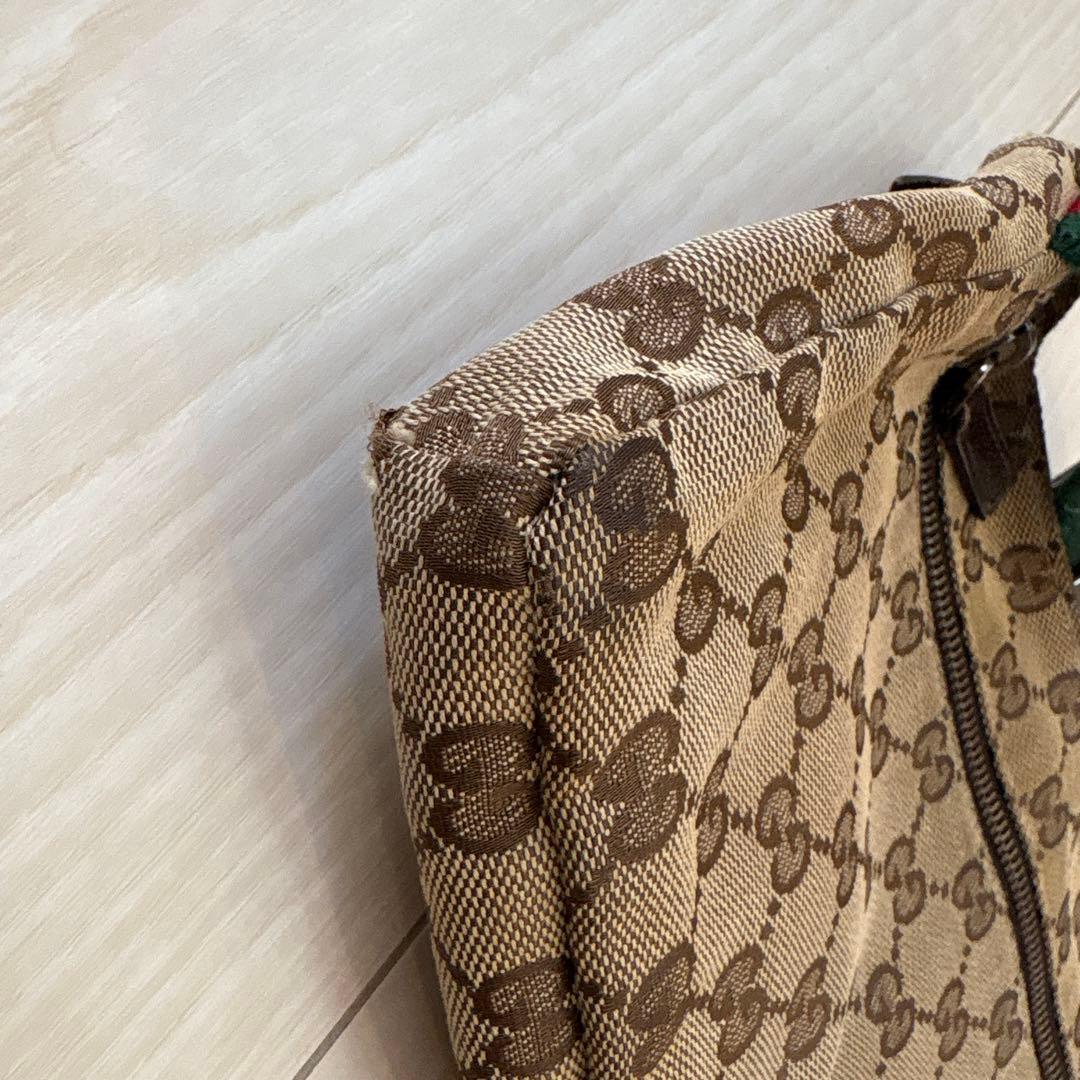 みゆき❗️GUCCI GGキャンバス ボディバッグ