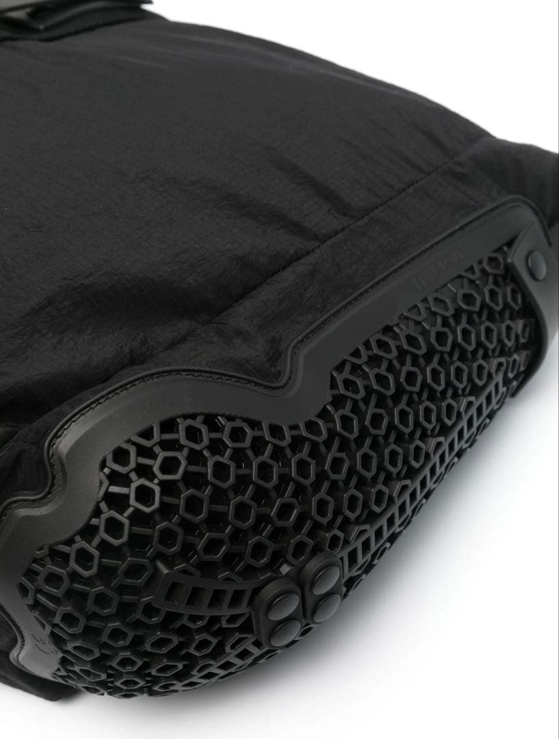 innerraum インナーラム　S07 メッセンジャーバッグ