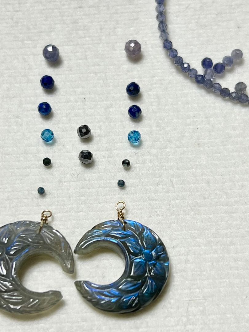 Kaya❤️ヘリコニアリーフ、ムーンカービング　14kgfチャーム