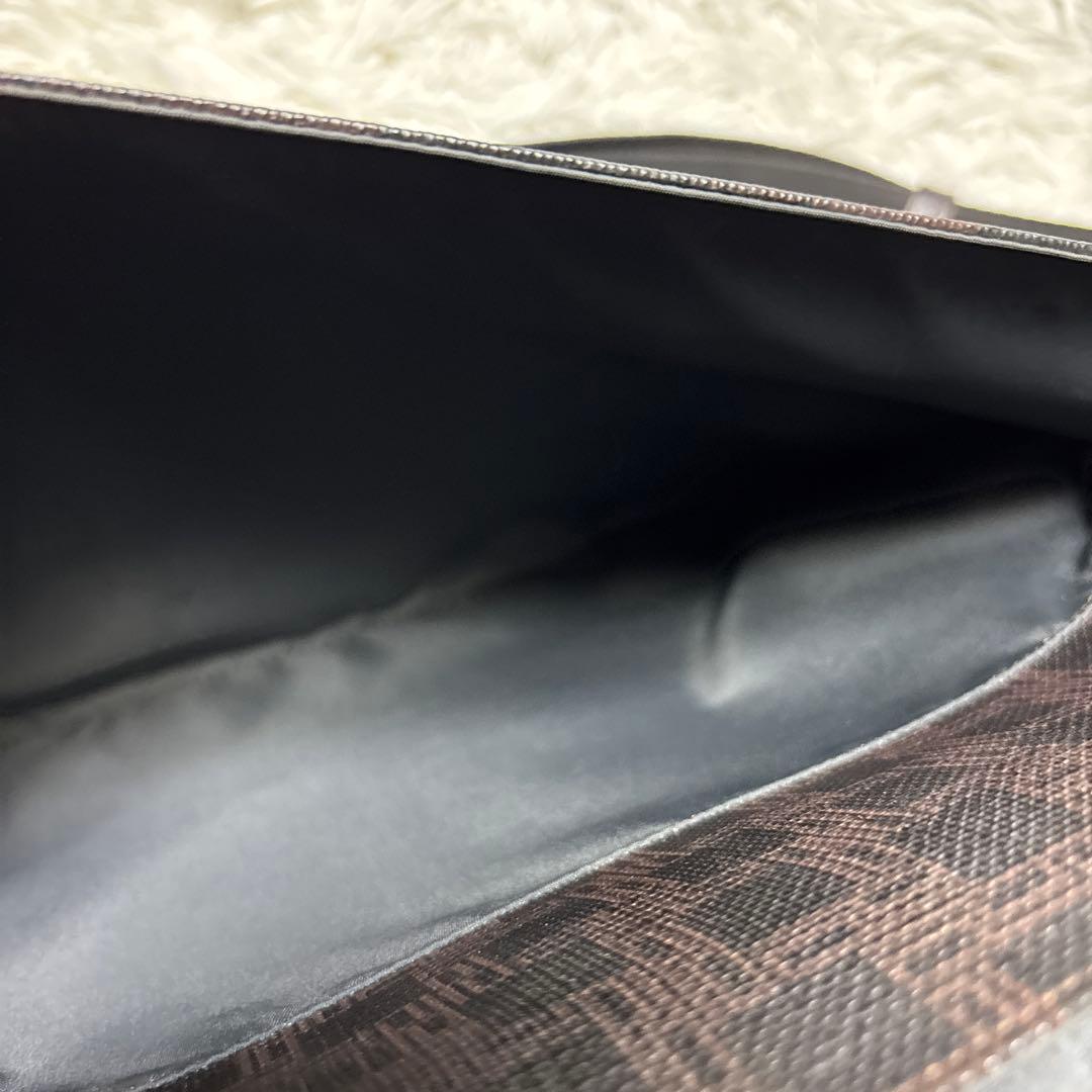 ◎極美品 dunhill ダンヒル ディーエイト メッセンジャーバッグ PVC