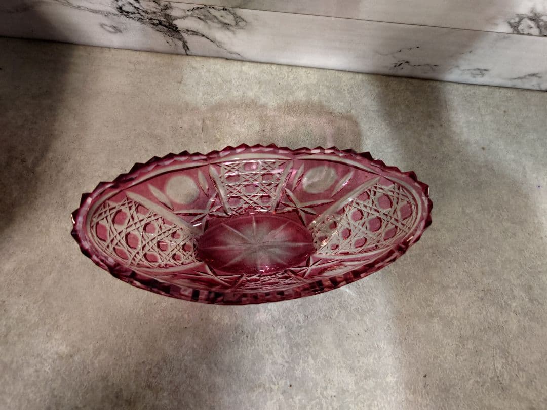 【未使用】山崎　薩摩切子　船形鉢　ワインレッド