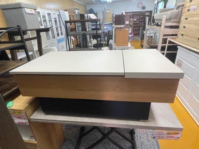 天板昇降式リビングテーブル