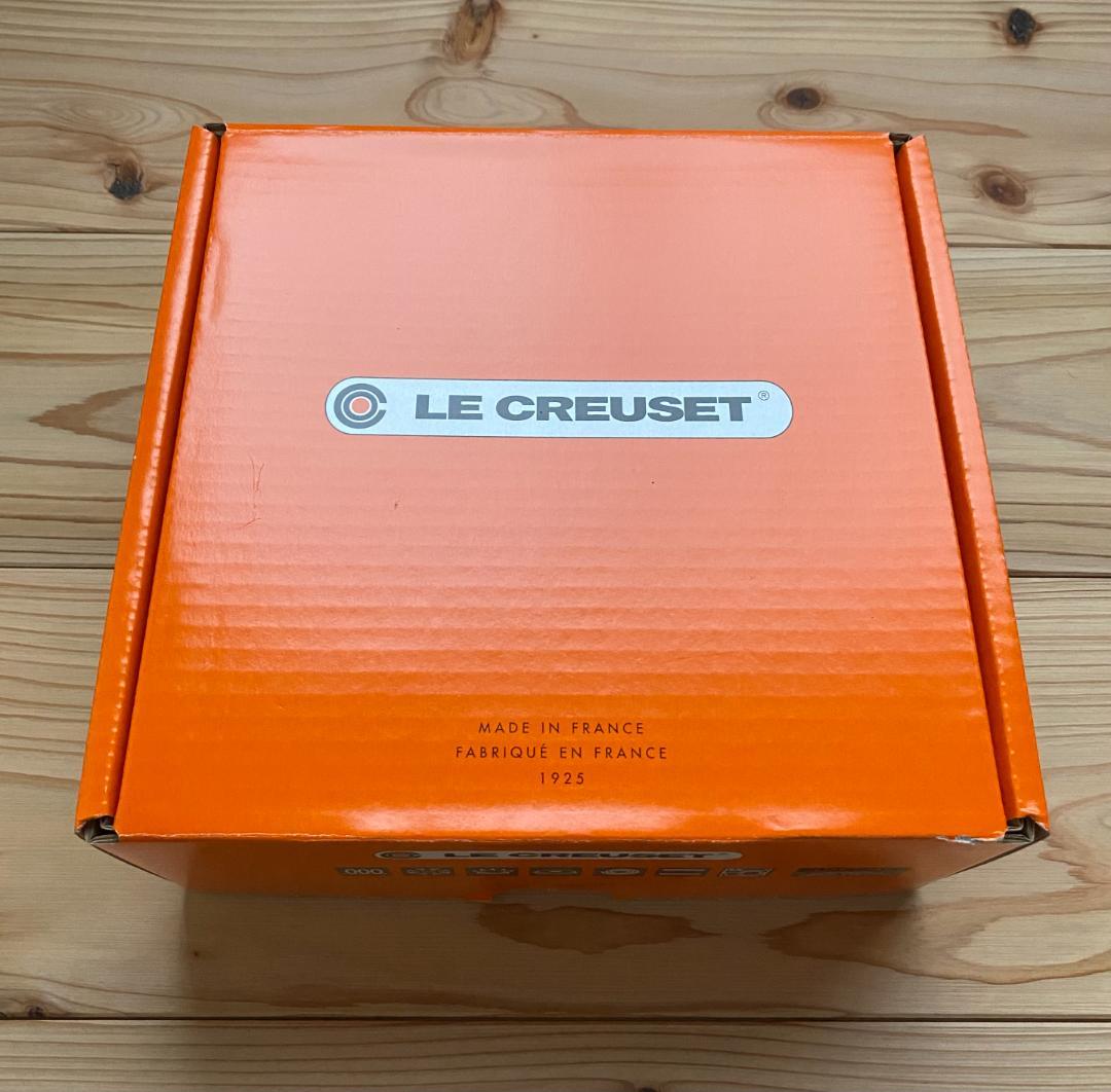 LE CREUSET 　プレート フルール　 20cm ハニー