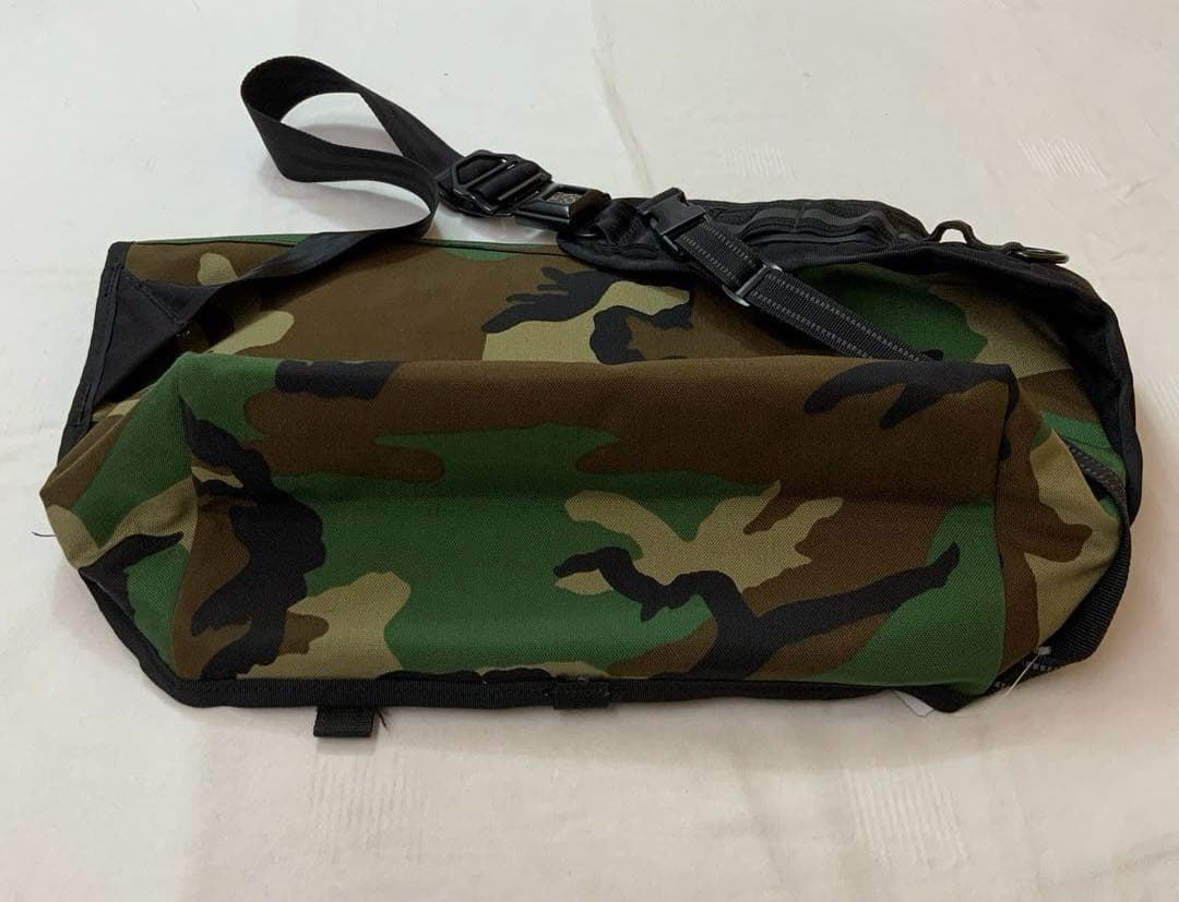 CHROME クローム メッセンジャーバッグ カモ柄