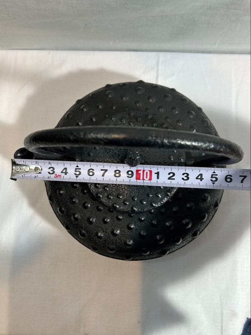 未使用品　南部伝統工芸品　南部匠銘　中アラレ　南部鉄瓶　南部鉄器　鉄瓶