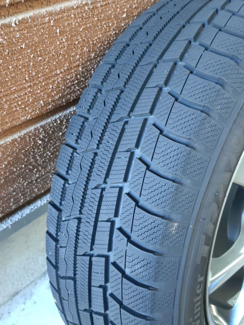 新品に近い TOYO 195/65R15 スタッドレスタイヤ ホイールセット4本