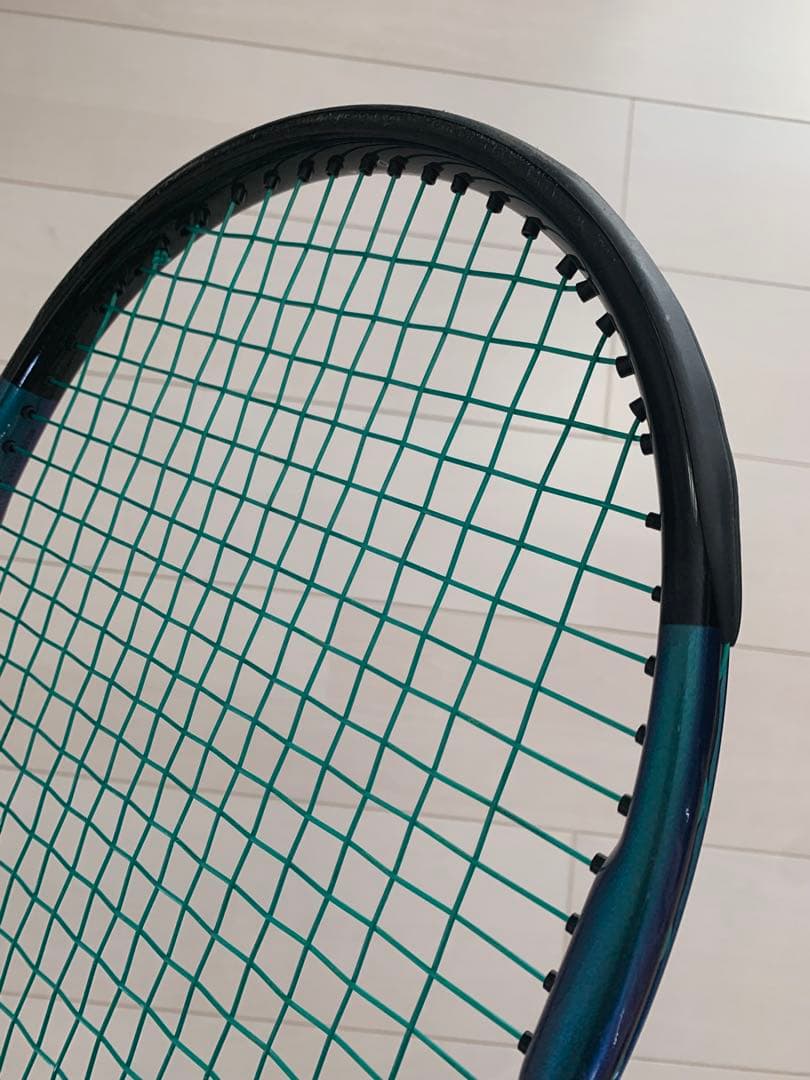 ウィルソン Ultra Tour 100 テニス ラケット グリップ1