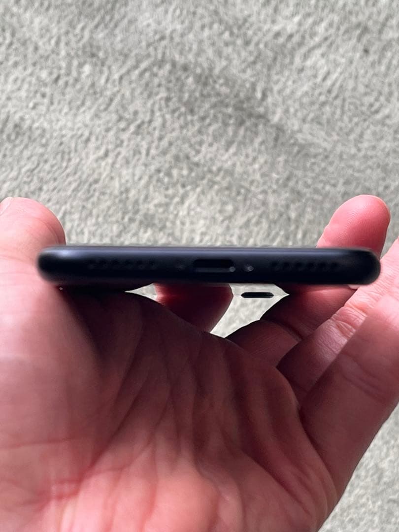 美品 iPhone SE （第3世代）64G SIMロック解除済