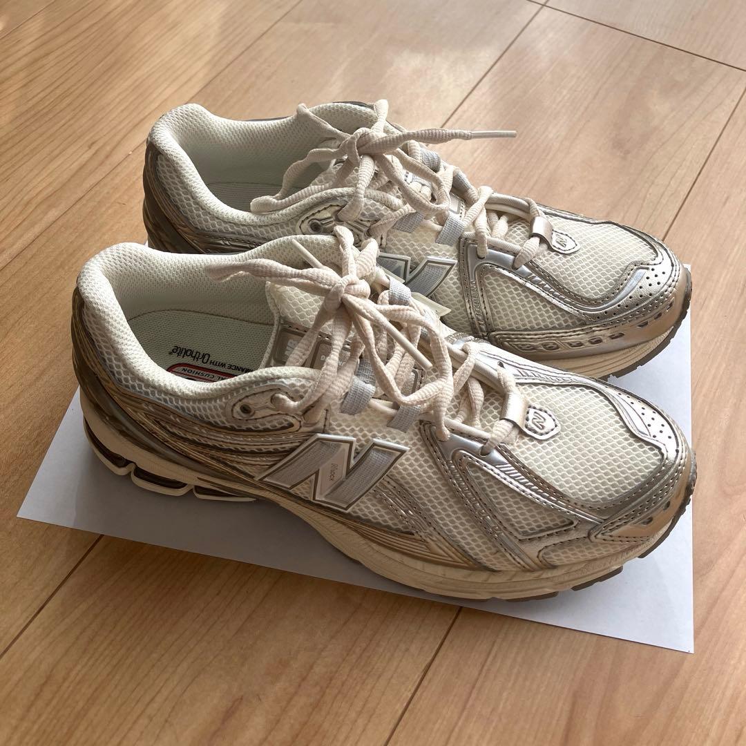 スニーカー　 U1906RCN　1906R （24cm）