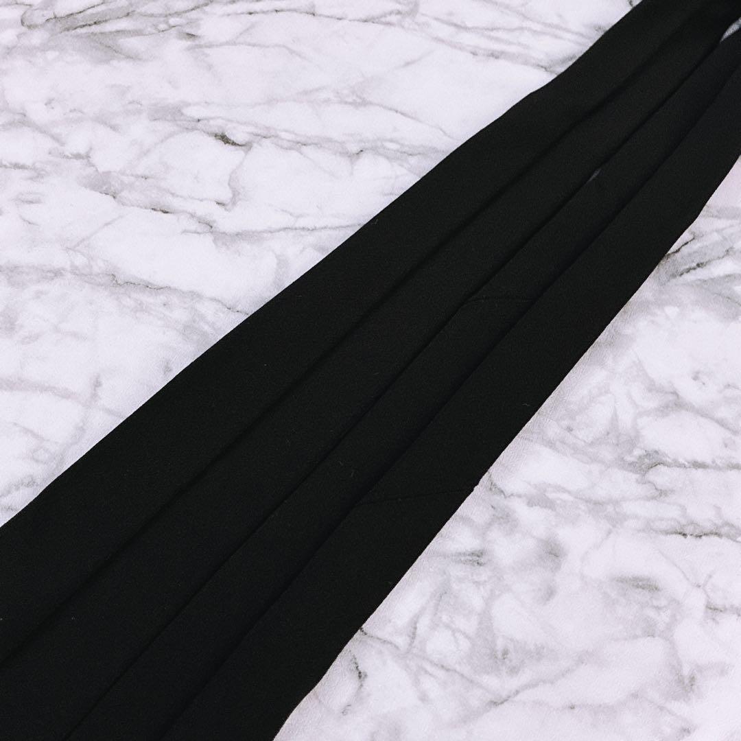 ✨未使用箱付きタグ付✨GUCCI 現行タグ　ソリッド　ブラック　ネクタイ