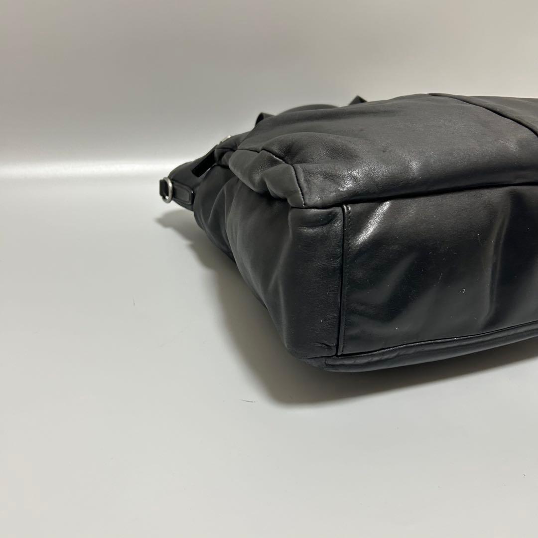 PRADA プラダ ハンドバッグ トートバッグ エンボスロゴ ブラックDMK専用