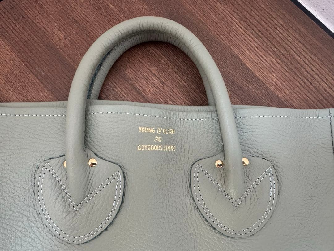 YOUNG&OLSEN エンボスレザー トートバッグ　Ｍ