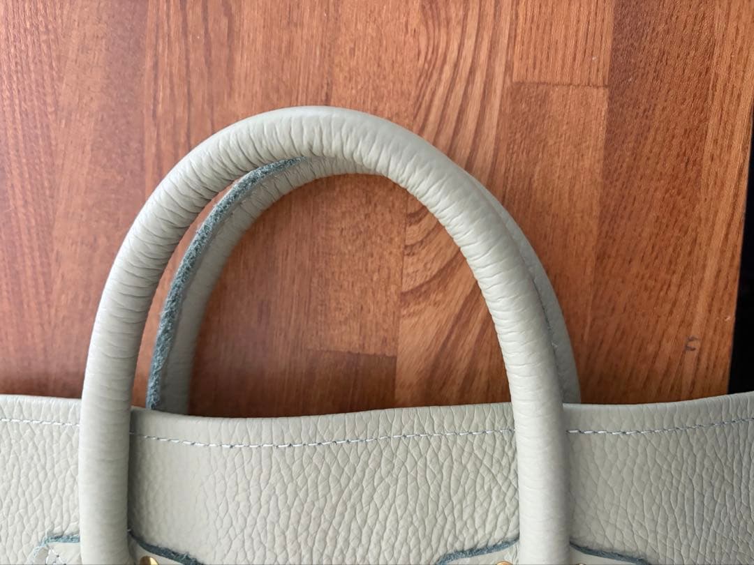 YOUNG&OLSEN エンボスレザー トートバッグ　Ｍ