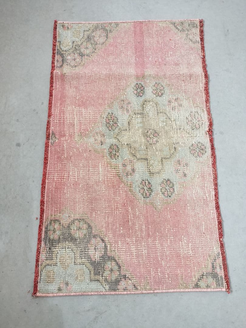 パステルローズピンクのスモールラグ　No.472