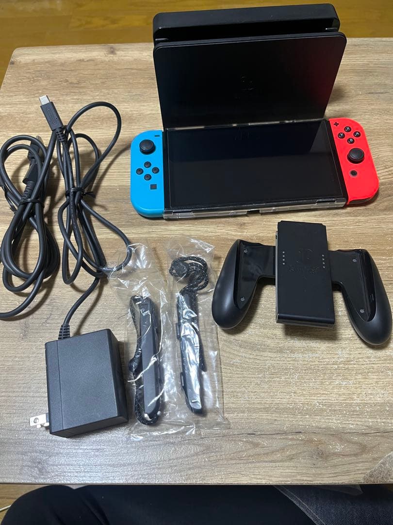 Nintendo Switch 本体 有機ELモデル 青/赤