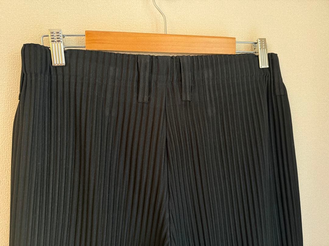 3(L)オムプリッセ　HOMMEPLISSE パンツ　イッセイミヤケ　BLK