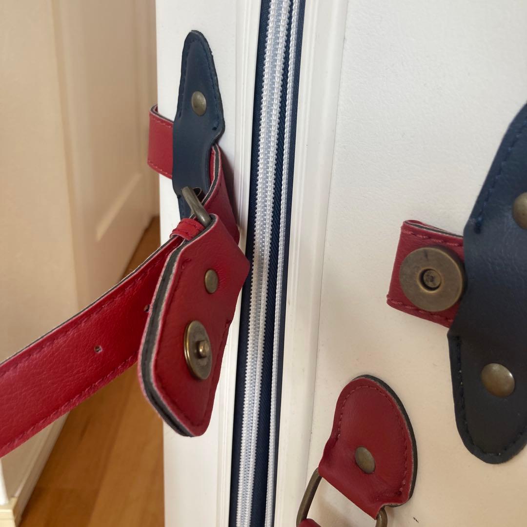 ⭐️キャリーケース 白×赤 レトロ 廃盤レア⭐️