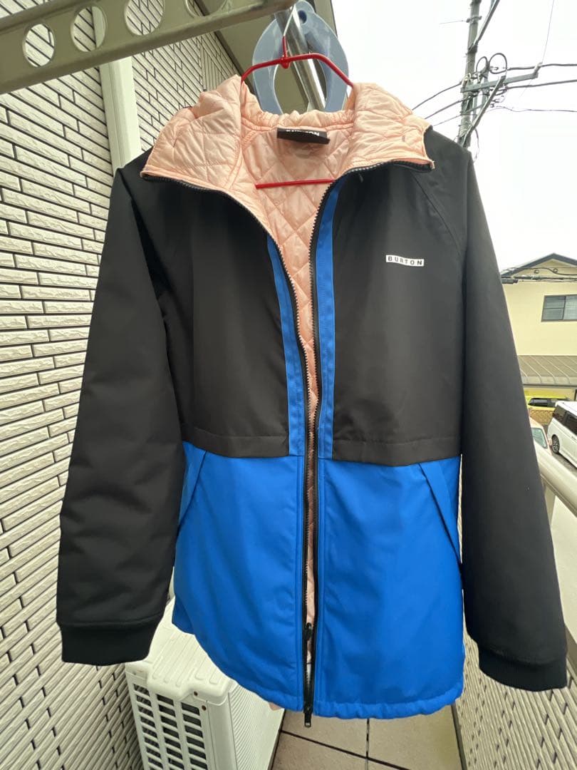 バートン　マウンテンジャケット　フード付き　黒 青 ピンク