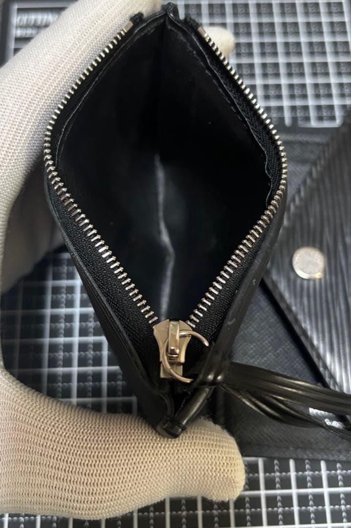 ⭐️美品⭐️　ルイヴィトン エピ ポルトフォイユ・ヴィクトリーヌ 三つ折り　財布