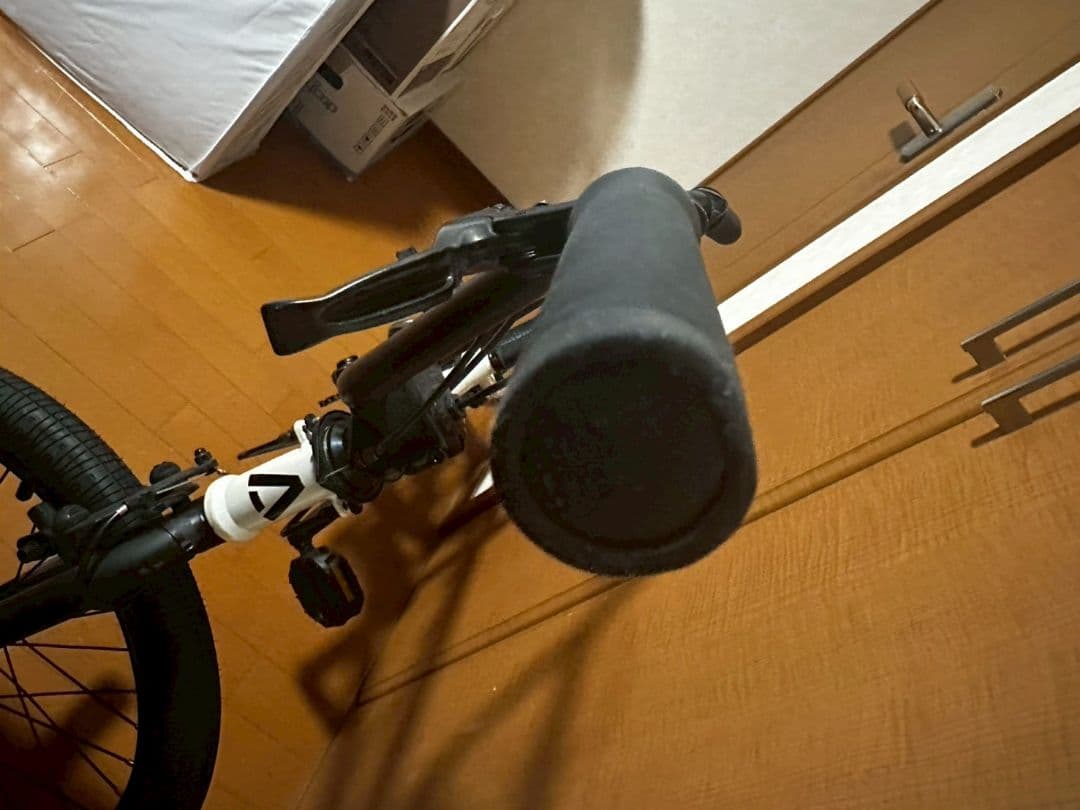 アーレスバイク AERIS BMX ホワイト(直接受け取りに来られる方限定)