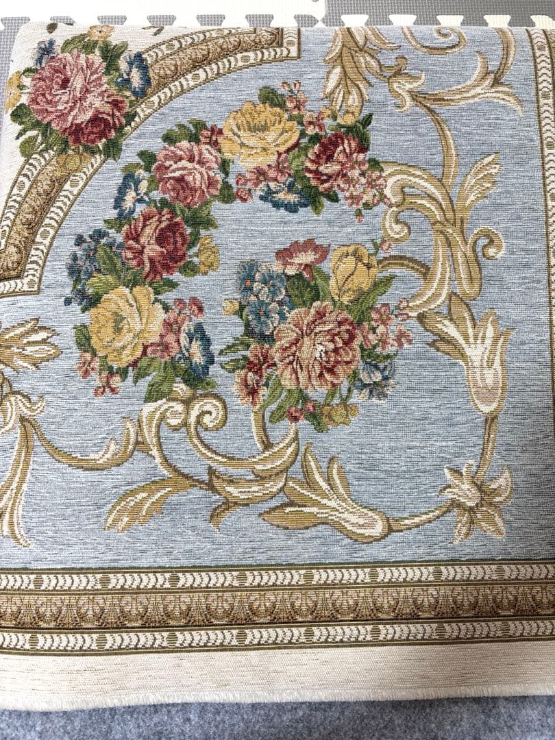 ALDA 花柄刺繍ラグ 240x350cm ゴブラン織パステルブルー