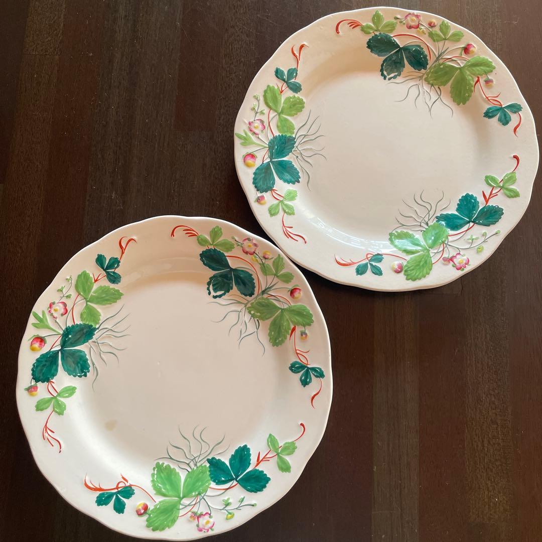 クレイユモントロー いちごデザートプレート　約21cm 2枚セット