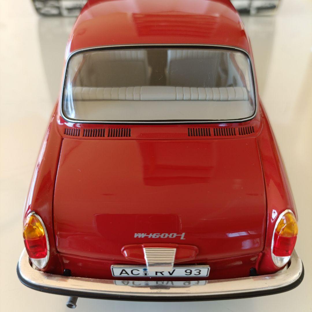 ミニチャンプス製 VW 1600 L 1970