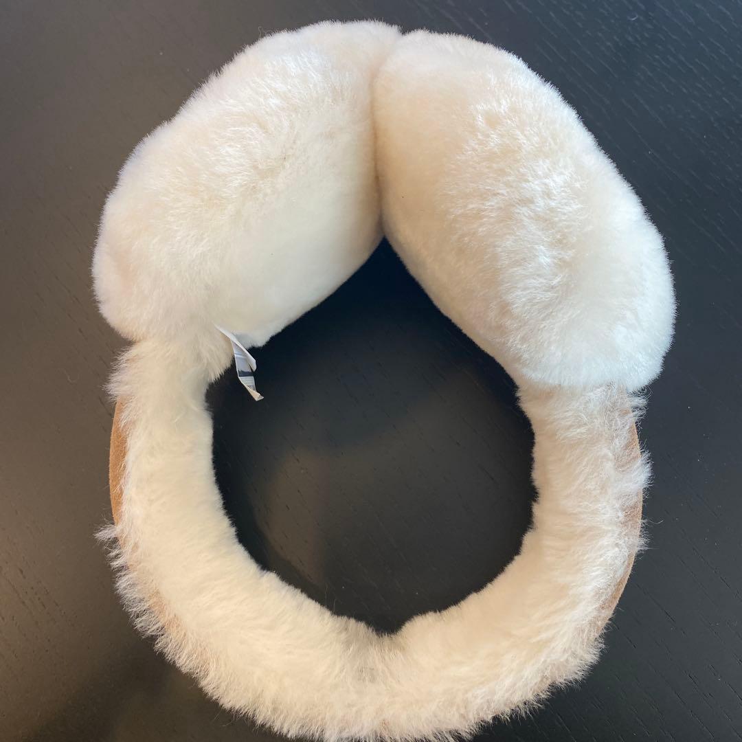 UGG アイボリー ファー耳あて【未使用に近い】