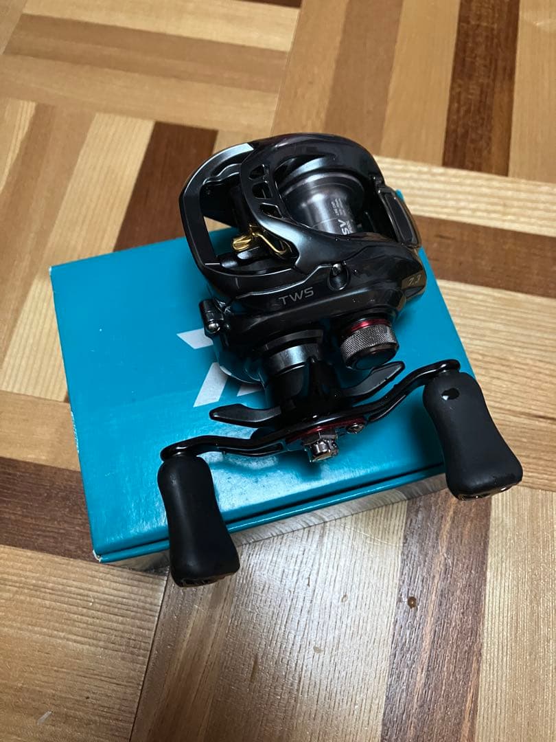 17Tatula SV TW 7.3 ベイトリールタトゥーラ美品